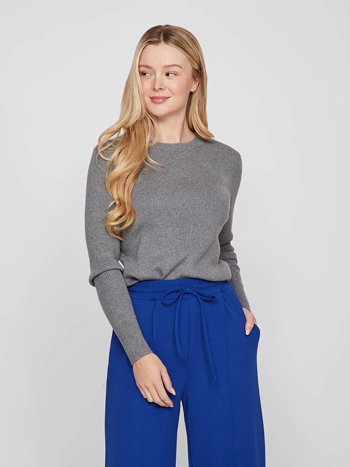 Sweter w kolorze szarym