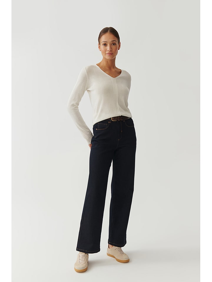 Sweter "Tesso" w kolorze kremowym