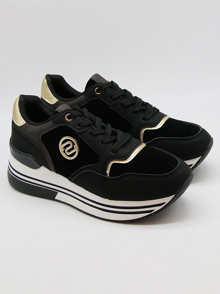 Sneakersy w kolorze czarnym