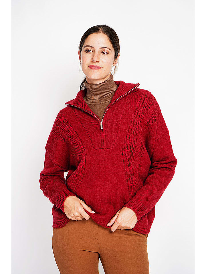 Sweter w kolorze czerwonym