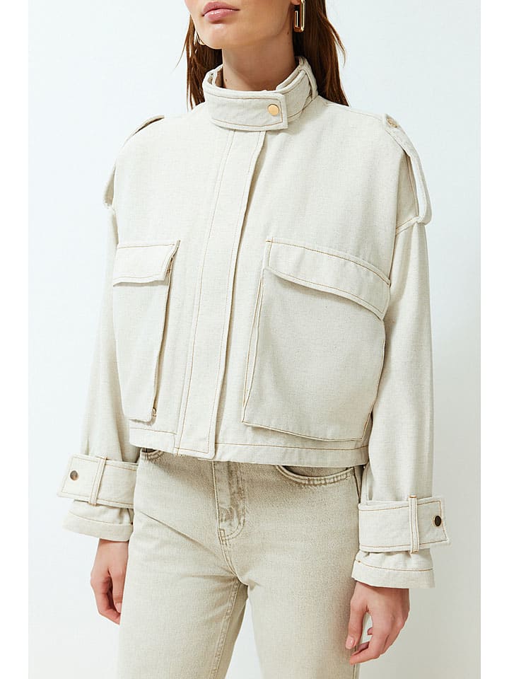 Jacke in Creme