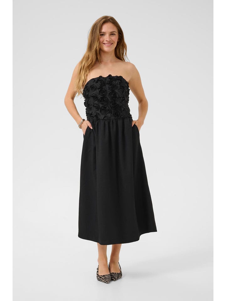 Kleid in Schwarz