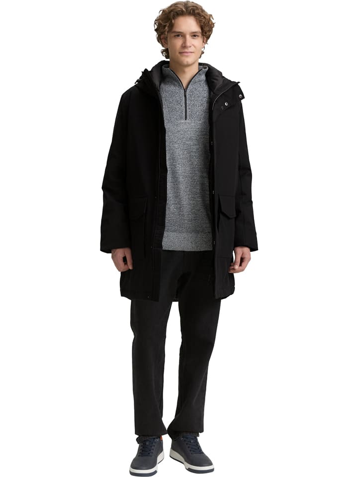 Wintermantel in Schwarz