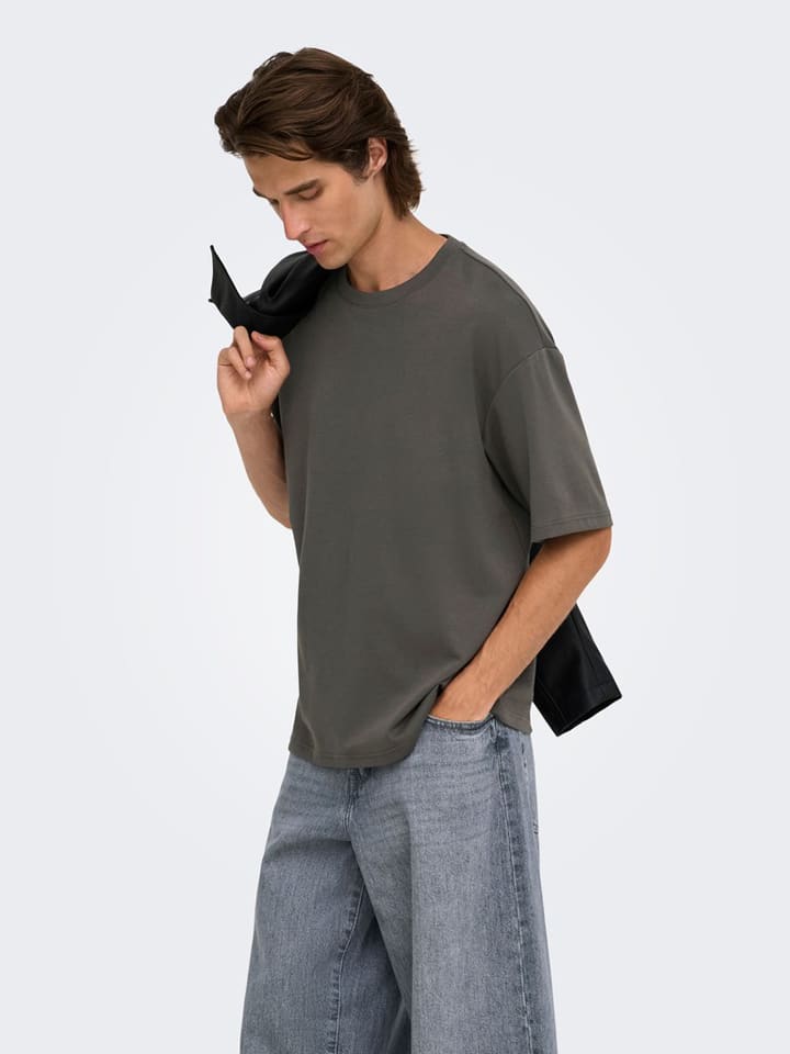 Shirt "Onscaspian" antraciet