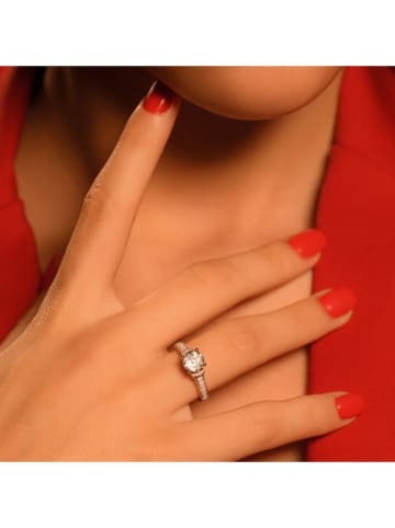 Roségouden ring "Chera" met diamanten