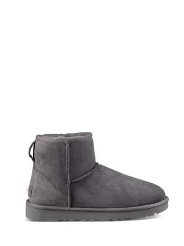 UGG Lammfell-Boots "Classic Mini II" in Grau
