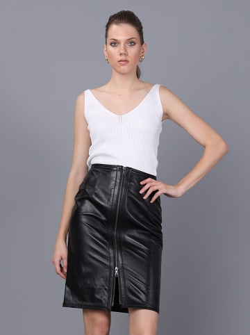 Basics & More Skórzana spódnica w kolorze czarnym