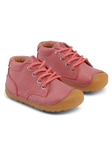 Bundgaard Skórzane buty "Petit Lace" w kolorze jasnoróżowym do nauki chodzenia
