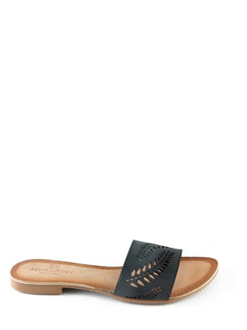 Manoukian shoes Skórzane klapki "Kindra" w kolorze czarnym