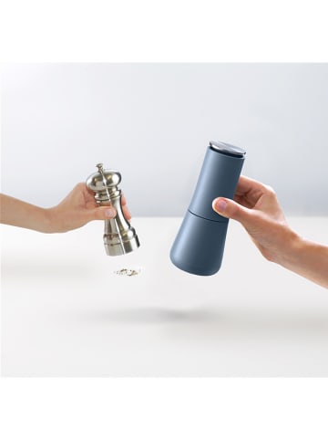 JosephJoseph 2er-Set: Salz- und Pfeffermühlen in Blau/ Hellblau - (H)16,5 x Ø 6,5 cm