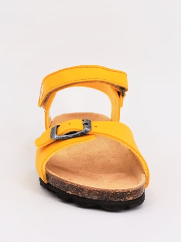 TREVIRGOLAZERO Sandały w kolorze musztardowym