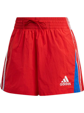 Adidas Szorty sportowe w kolorze czerwonym