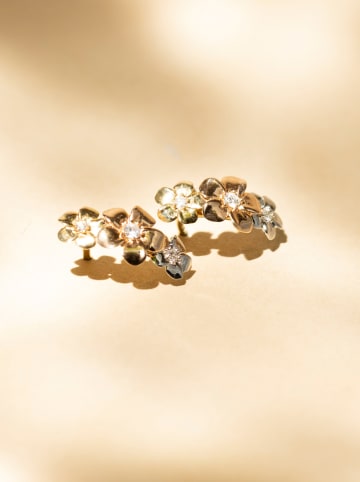DIAMANTA Gouden oorstekers "Ikebana" met diamanten