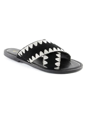 Manoukian shoes Skórzane klapki "Tabata" w kolorze czarnym