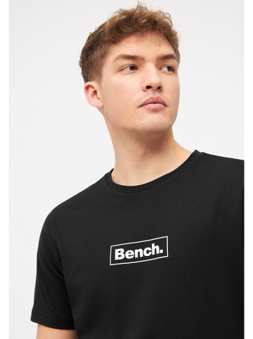 Bench Koszulka "Angus" w kolorze czarnym
