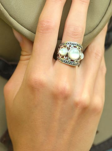 AMAZONIA Silber-Ring "Kolo" mit Perlmutt
