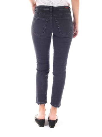 Diesel Clothes Jeans "Babhila" - Slim fit - in Schwarz