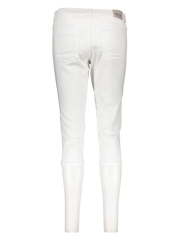 Mustang Rybaczki dżinsowe "Rebecca" w kolorze białym