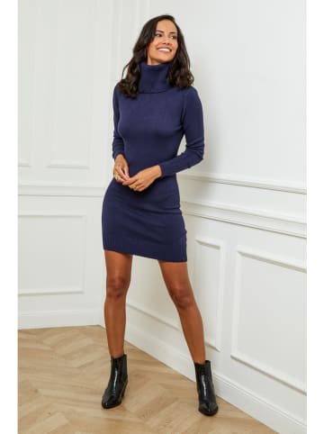 Soft Cashmere Dzianinowa sukienka w kolorze granatowym