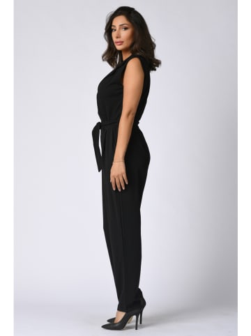 Plus Size Company Jumpsuit "Masha" zwart