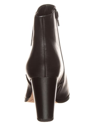 Clarks Leder-Stiefeletten "Kaylin Fern" in Schwarz