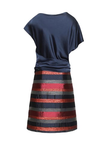 HEXELINE Sukienka w kolorze granatowym ze wzorem