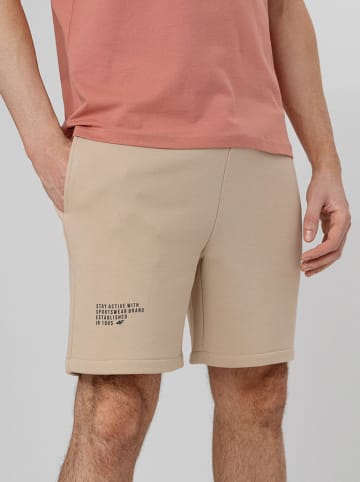 4F Sweatshorts in Beige