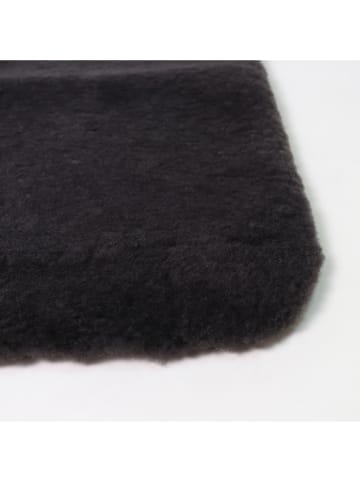 Kaiser Naturfellprodukte 3tlg. Set: Lammfell-Sesselschoner und Armlehnenschoner in Schwarz