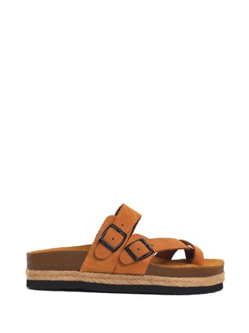 Moosefield Leren teenslippers lichtbruin