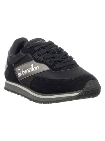 Benetton Sneakersy w kolorze czarno-srebrnym