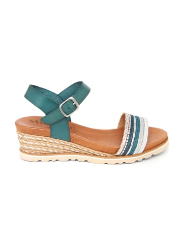 Mia Loé Skórzane sandały w kolorze turkusowym na koturnie