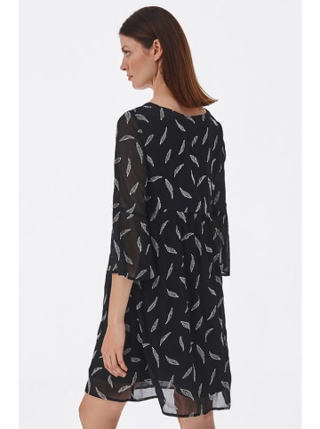 TATUUM Kleid in Schwarz/ Bunt