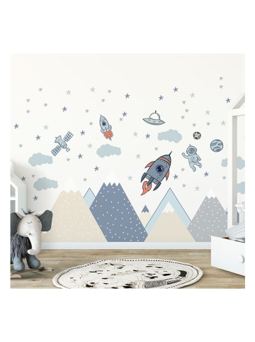 Ambiance Wandtattoo "Mountains and astronaut in space"