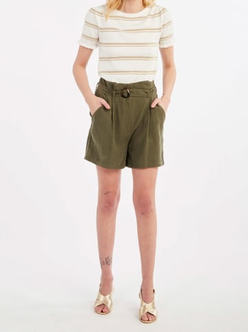 Naf Naf Shorts in Oliv