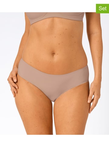 Triumph 2-delige set: hipsters "Sporty Micro" beige