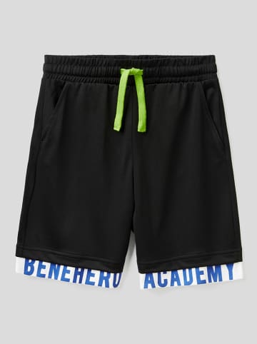 Benetton Shorts in Schwarz