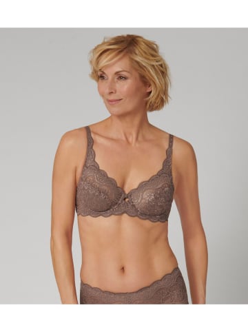 Triumph Beugelbeha "Amourette" lichtbruin