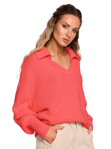 made of emotion Sweter w kolorze brzoskwiniowym