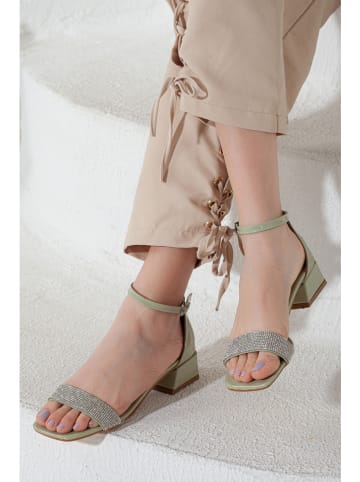 Fnuun Shoes Sandaletten in Mint