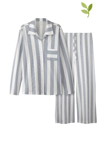 Hessnatur Pyjama in Hellblau