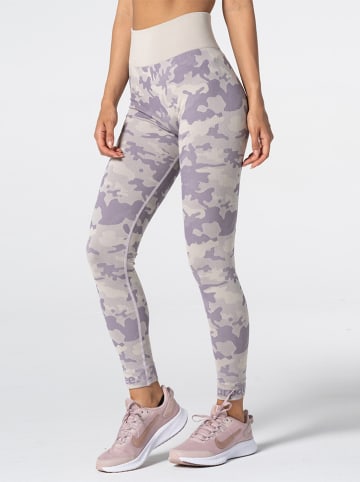 Carpatree Legginsy sportowe "Camo Seamless" w kolorze fioletowym