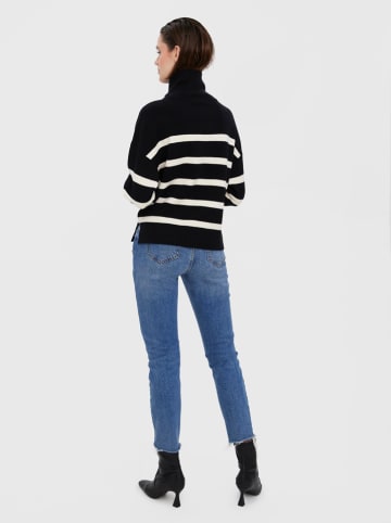 Vero Moda Sweter "Saba" w kolorze kremowo-czarnym