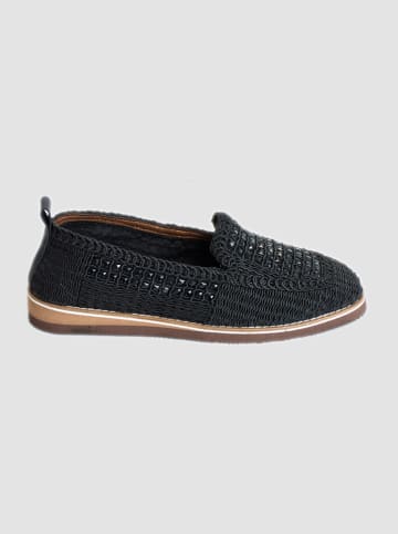 Fnuun Shoes Slippersy w kolorze czarnym