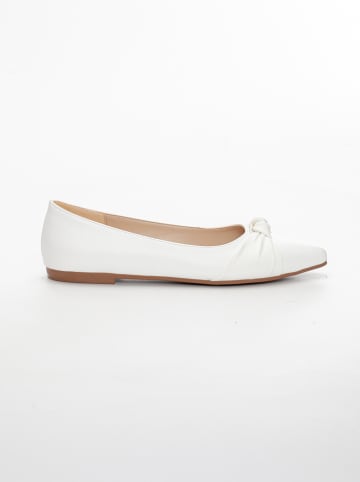 Fnuun Shoes Baleriny w kolorze białym