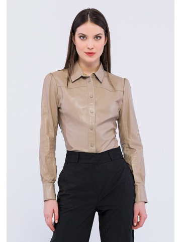 Basics & More Leren blouse beige