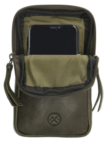 HIDE & STITCHES Leder-Handytasche in Oliv - (B)10 x (H)18 x (T)2,5 cm