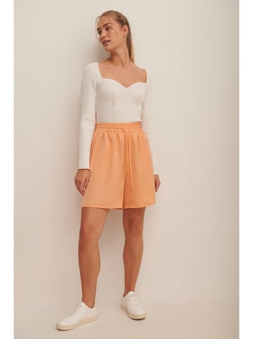 NA-KD Shorts in Apricot