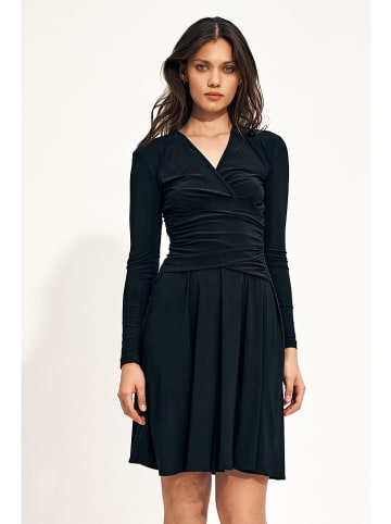 Nife Sukienka w kolorze czarnym