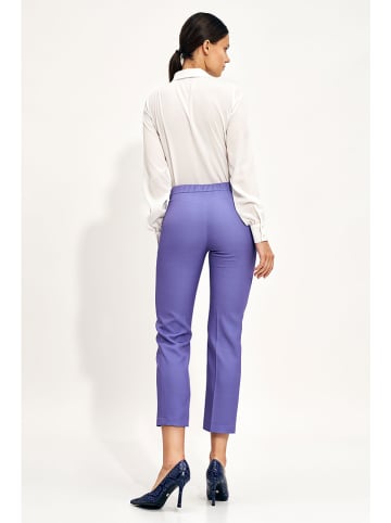 Nife Spodnie w kolorze fioletowym