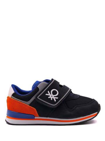Benetton Sneakers in Schwarz/ Rot/ Blau